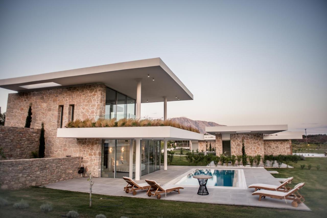 Paleros Varko Luxury Suites מראה חיצוני תמונה