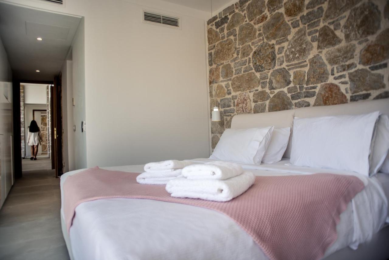 Paleros Varko Luxury Suites מראה חיצוני תמונה