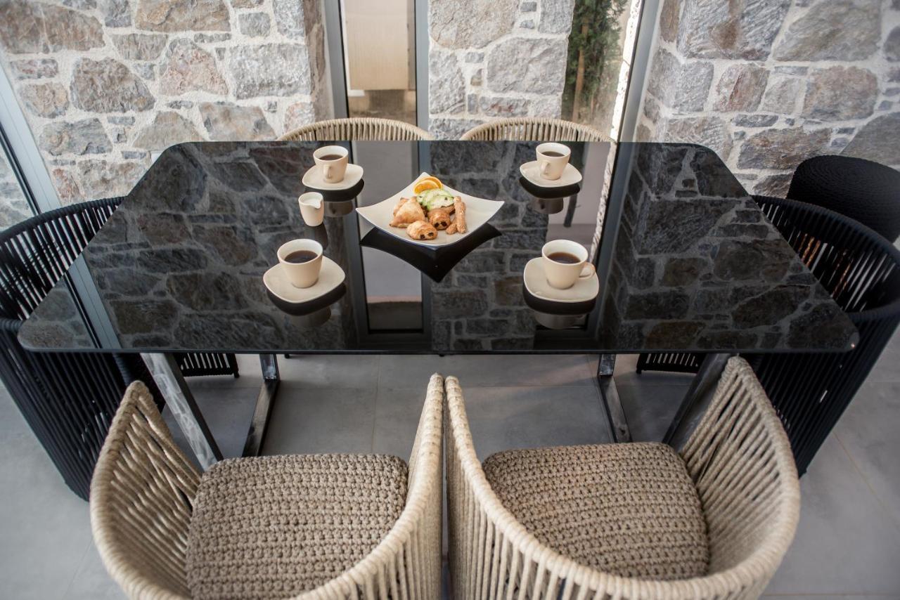 Paleros Varko Luxury Suites מראה חיצוני תמונה